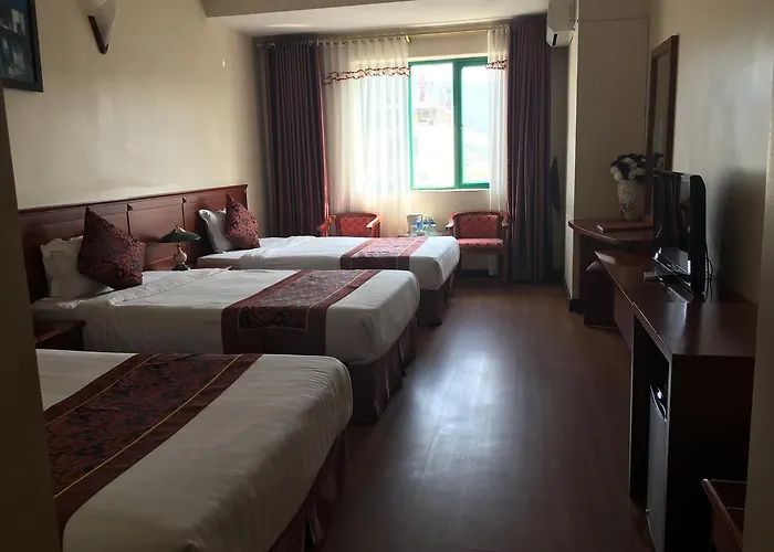 Blue Sky Halong 3* Ha Long